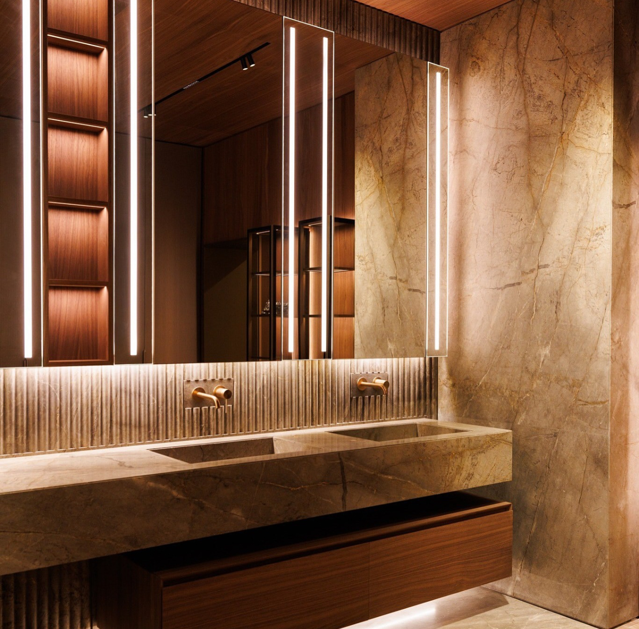 Шкафы в полки в ванную комнату