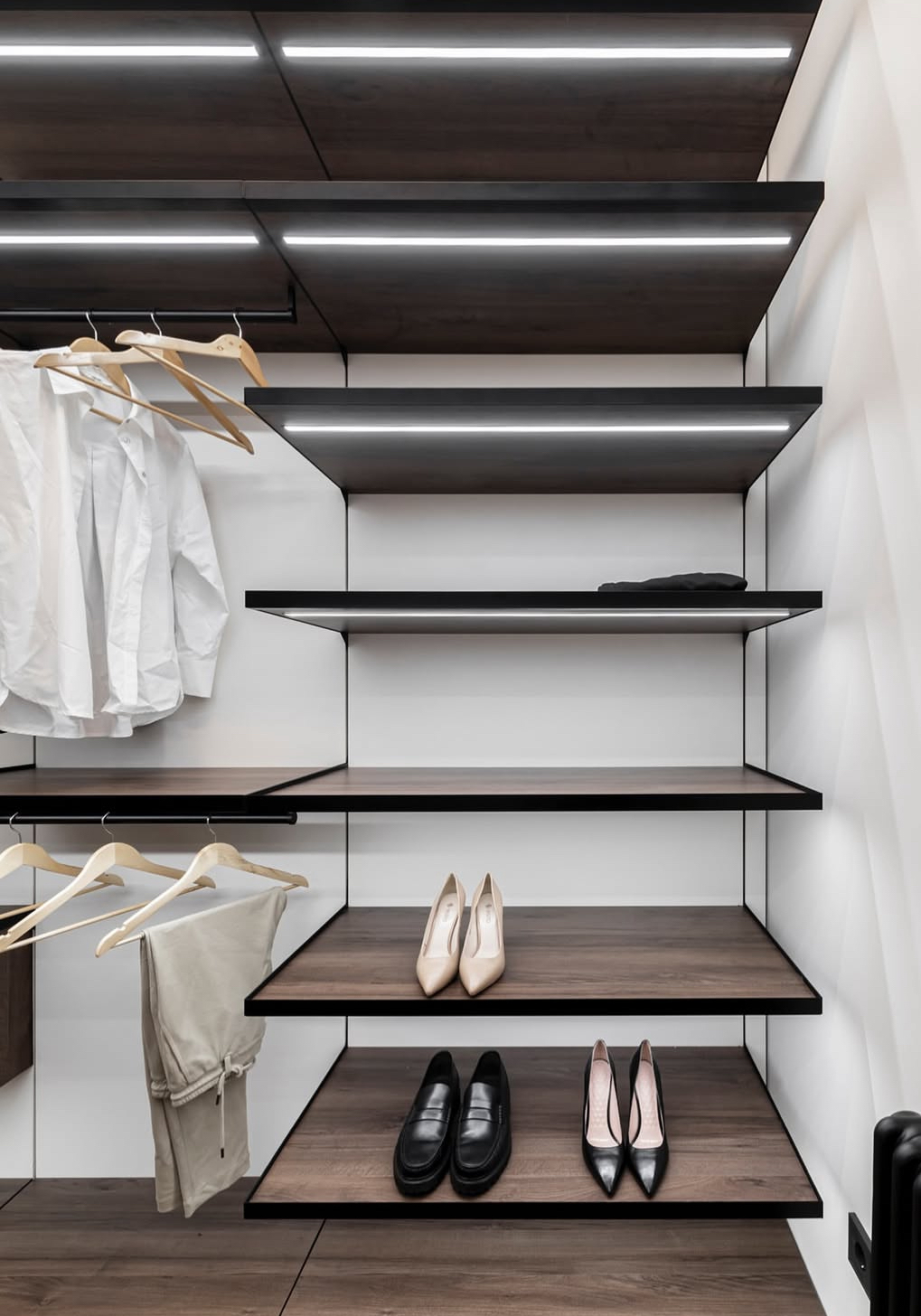 Гардеробные шкафы, гардеробная в спальню,гардеробная на заказ,гардеробная стеклянная,