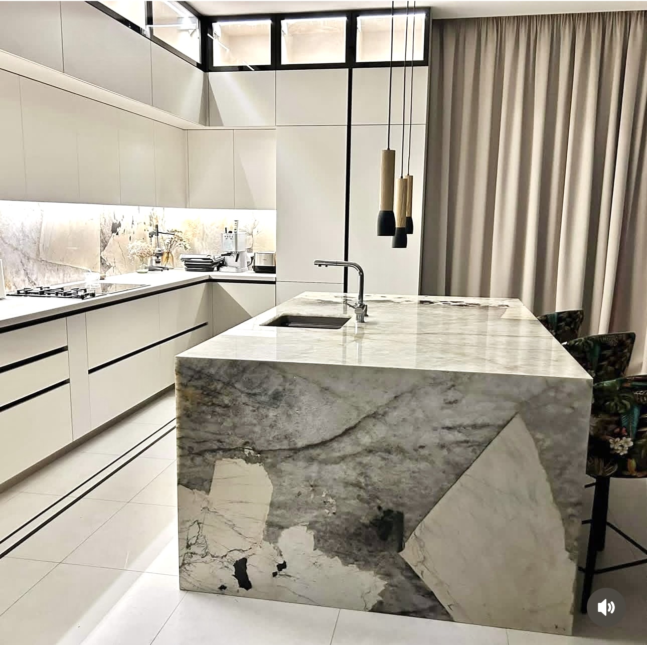 Столешница из камня,столешница из акрилового камня,столешница из кварцевого агломерата,