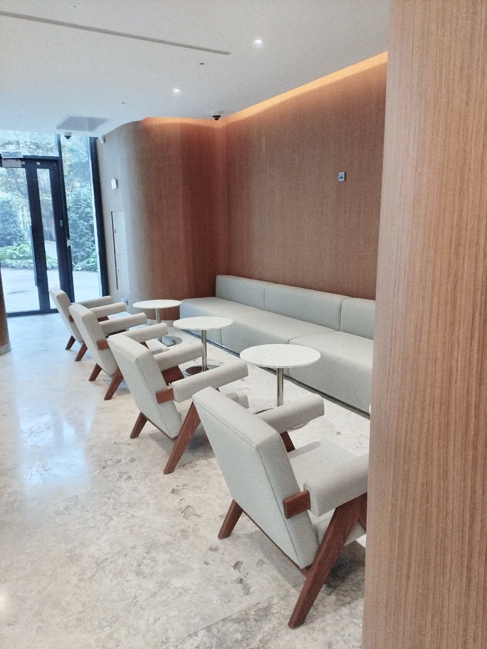 ПАНЕЛИ В ШПОНЕ,  АКУСТИЧЕСКИЕ ПАНЕЛИ, КОРПУСНАЯ МЕБЕЛЬ,  ДЕКОРАТИВНЫЕ РЕЙКИ, БАЛКИ, ИЗДЕЛИЯ ИЗ КАМНЯ,  ЗЕРКАЛА И СТЕКЛА