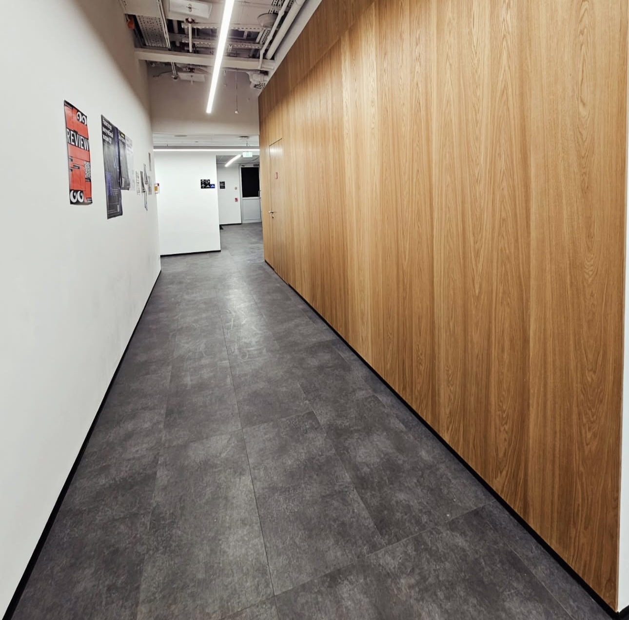 ПАНЕЛИ В ШПОНЕ,  АКУСТИЧЕСКИЕ ПАНЕЛИ, КОРПУСНАЯ МЕБЕЛЬ,  ДЕКОРАТИВНЫЕ РЕЙКИ, БАЛКИ, ИЗДЕЛИЯ ИЗ КАМНЯ,  ЗЕРКАЛА И СТЕКЛА